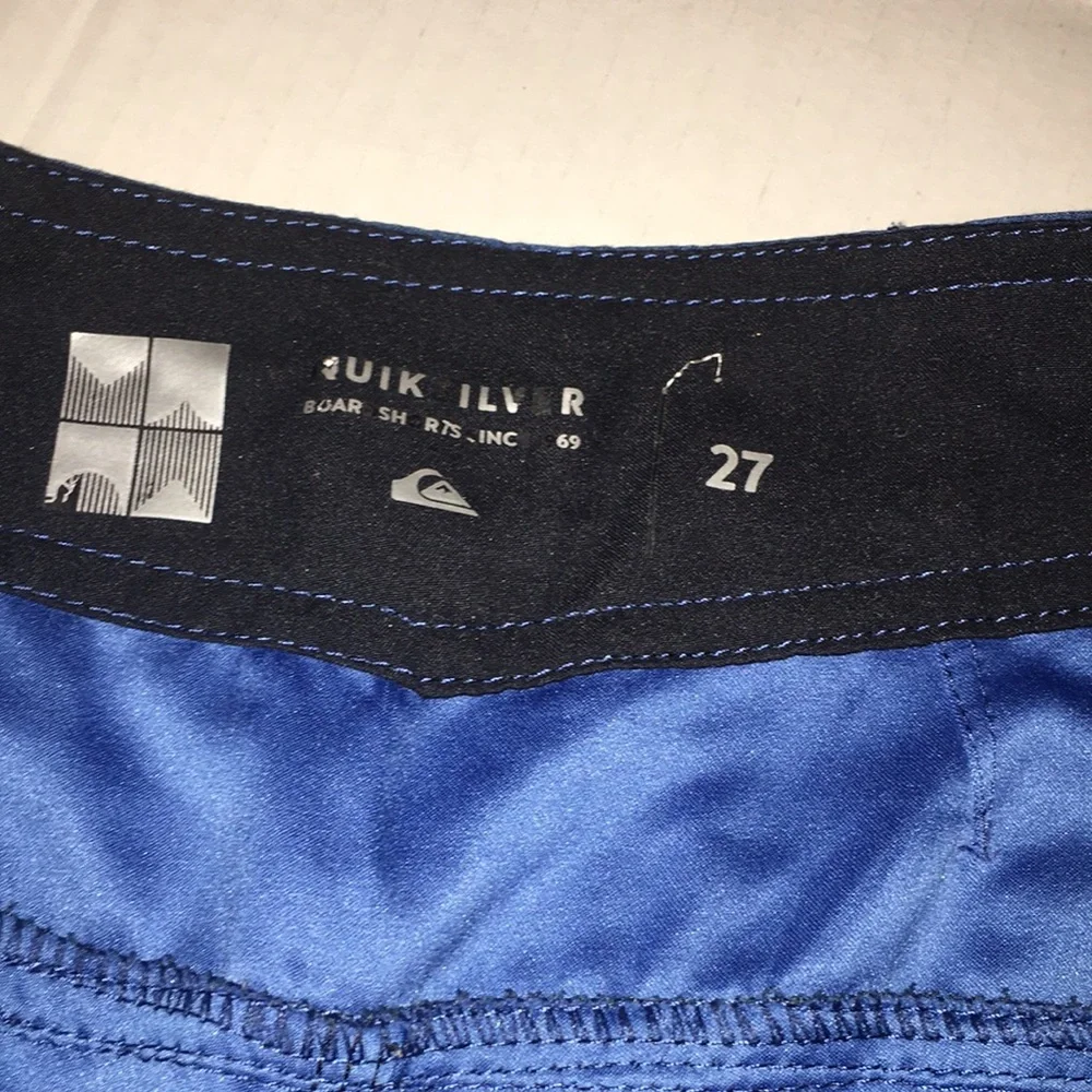 QuickSilver Board Shorts | Size 27